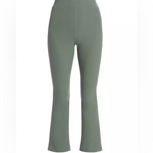 Outdoor Voices SuperForm™ Rib Kick Flare leggings